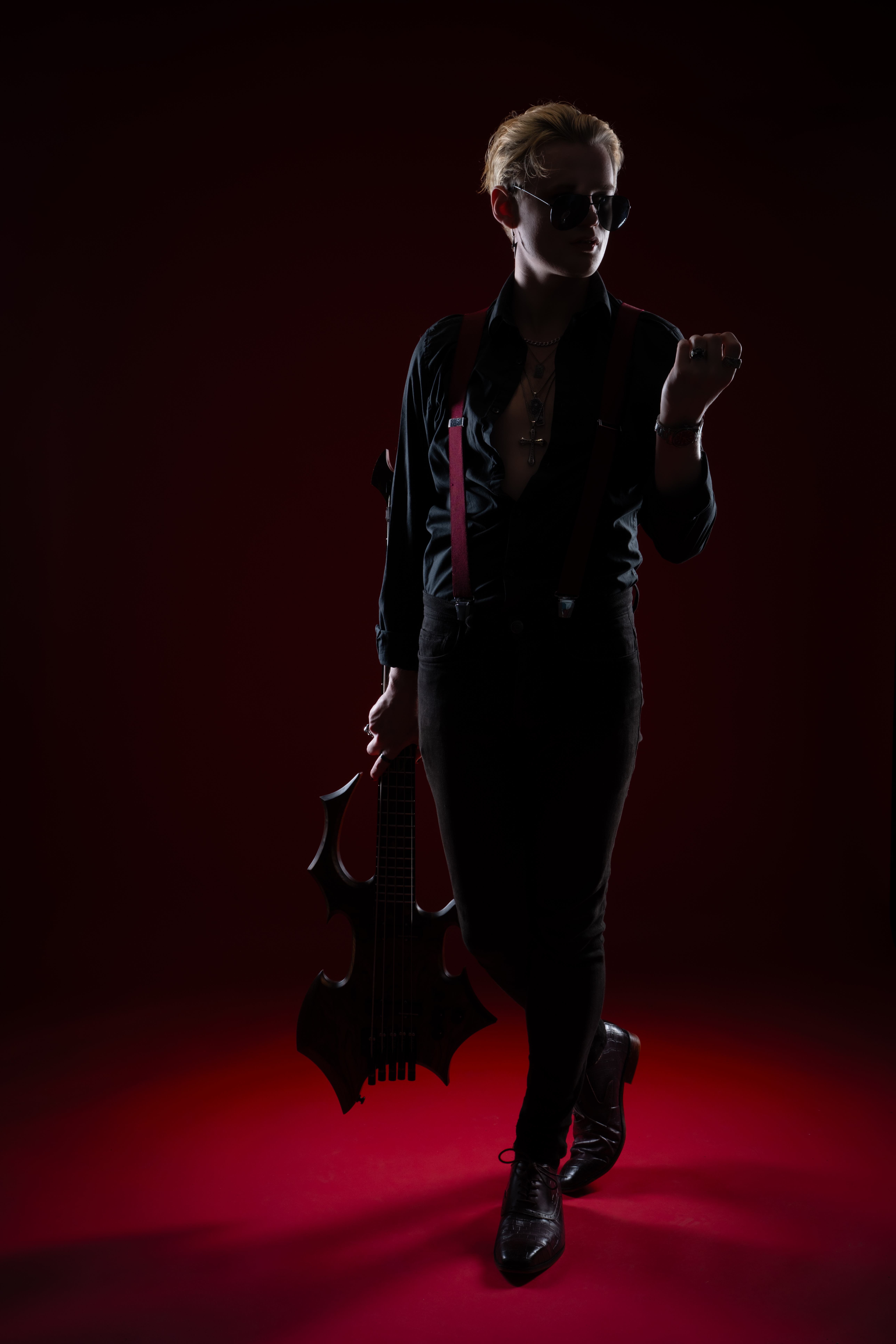 D.r.a.c.0 full-body press photo